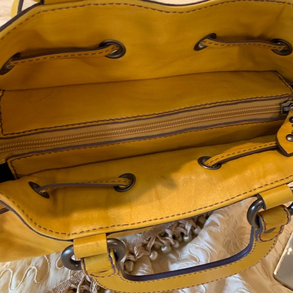 Francesco Bissau mustard yellow bag - Picture 7 of 8